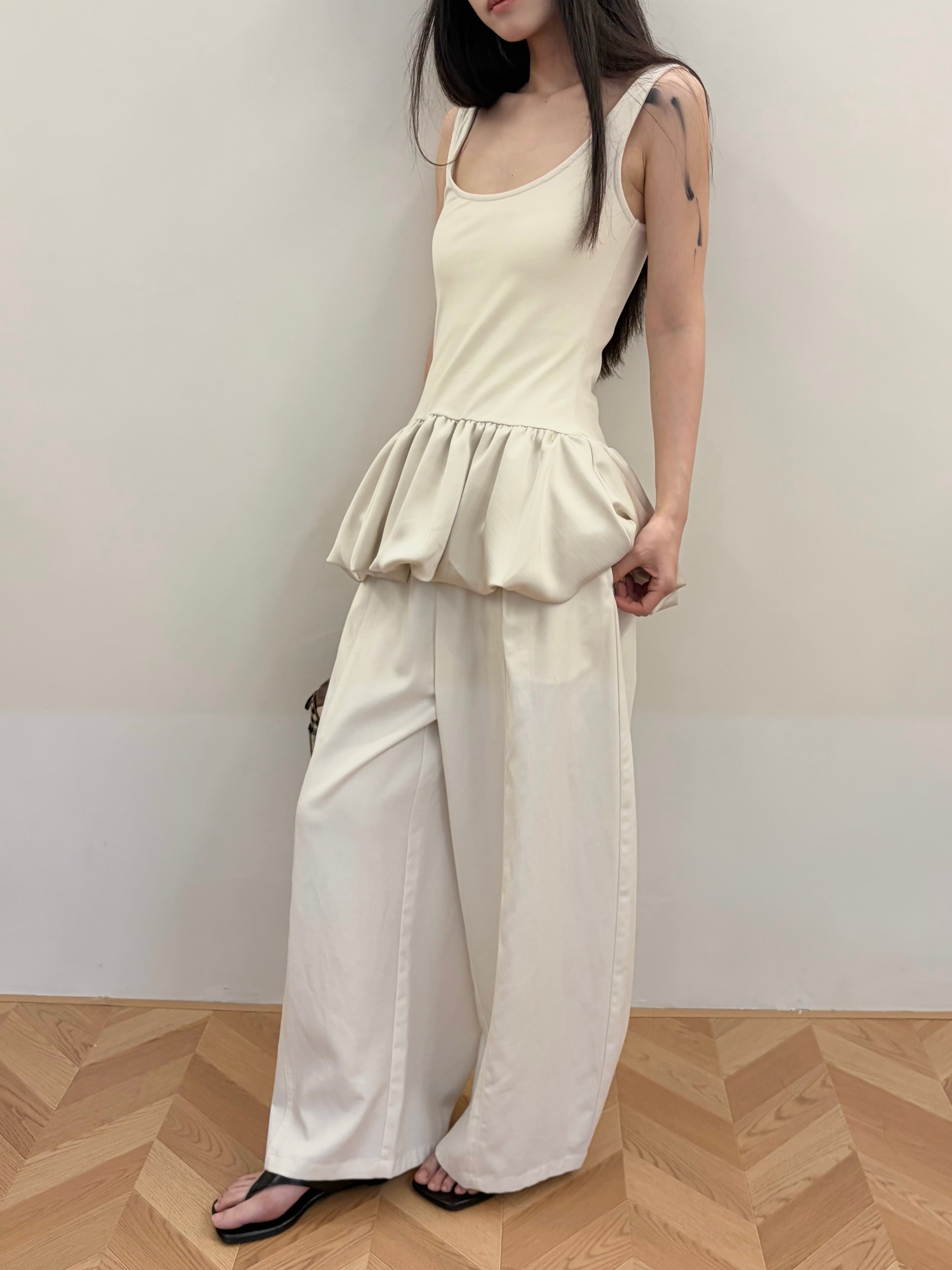 Tao‘s-Cream White Peplum Tank Top | Soft Feminine French Style